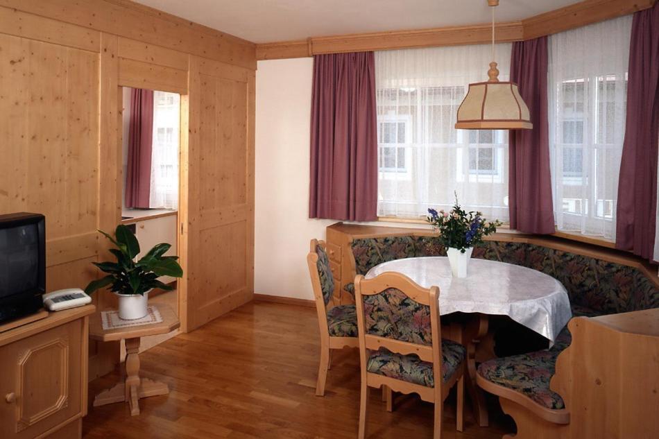 Residence Unterhuber Сан Кандидо Екстериор снимка